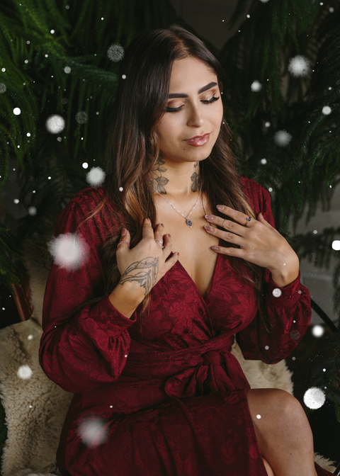 Let it Snow - Snowflake Necklace 18"