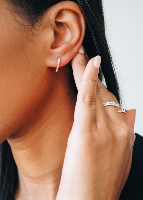14k Gold - Oracle - Faceted Huggies Hoops