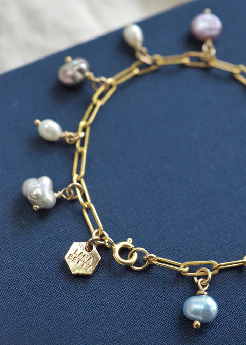 Pearl Charm Bracelet - Gold Filled