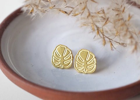 Brass Monstera Leaf Stud Earrings - Earring - LanaBetty