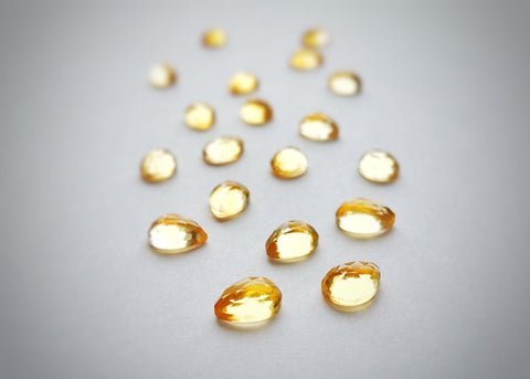 Libra Claw Stud Earrings - Silver - Earring - LanaBetty