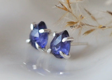 Libra Claw Stud Earrings - Silver - Earring - LanaBetty