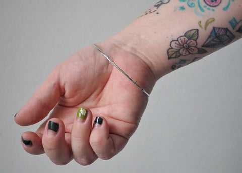 Smooth Bangle Bracelet - Bracelet - LanaBetty